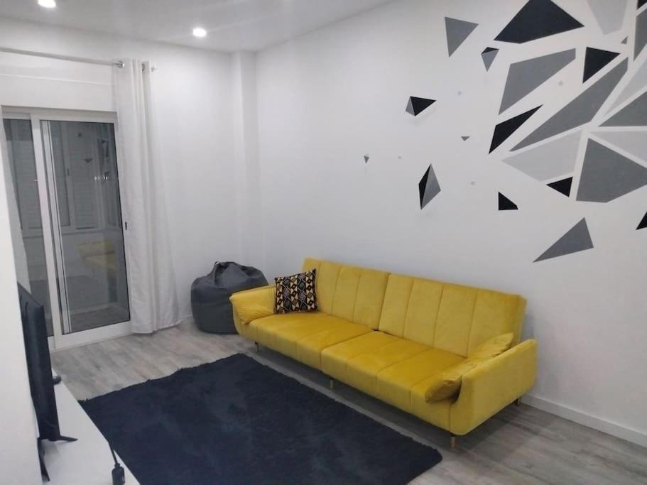 Lisbon, 3 Bedroom Apartment In Amora , 15 Min From The Beach Extérieur photo