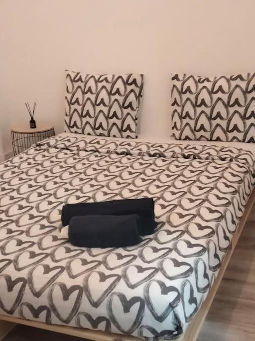 Lisbon, 3 Bedroom Apartment In Amora , 15 Min From The Beach Extérieur photo